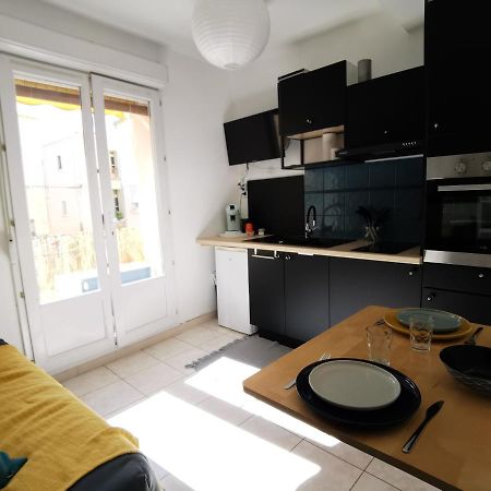 Meze, Charmant Petit Studio Proche Port Ngoại thất bức ảnh