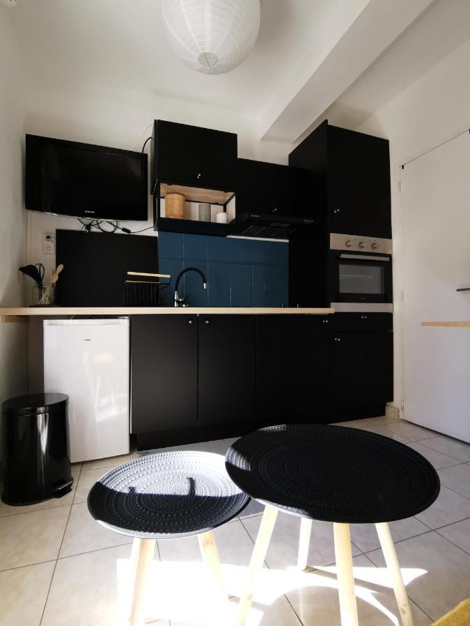 Meze, Charmant Petit Studio Proche Port Ngoại thất bức ảnh