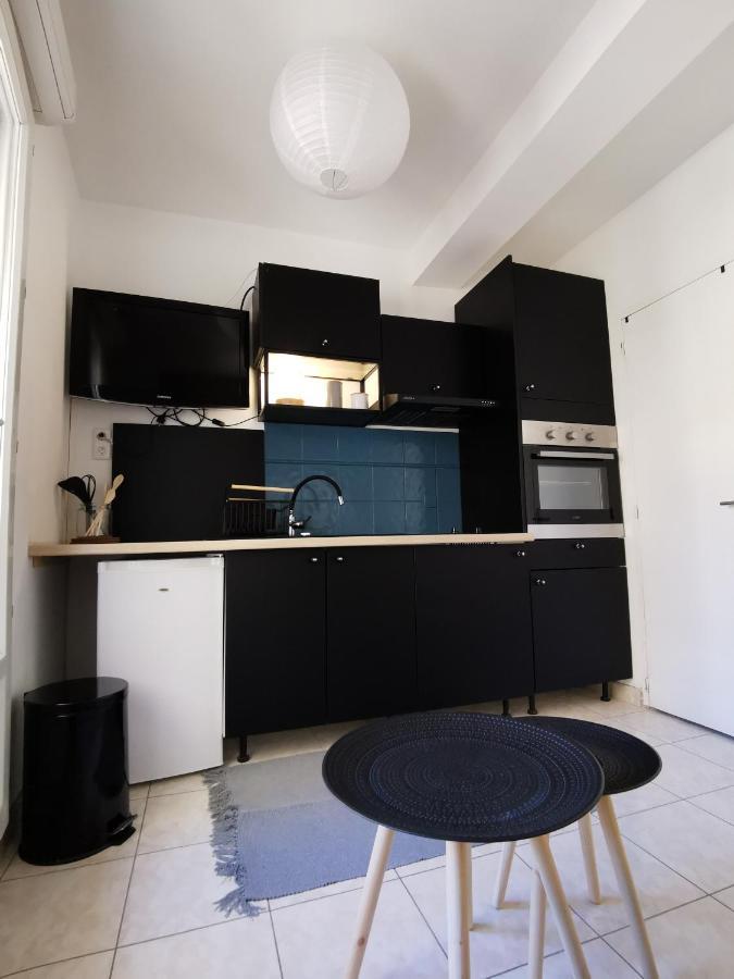 Meze, Charmant Petit Studio Proche Port Ngoại thất bức ảnh